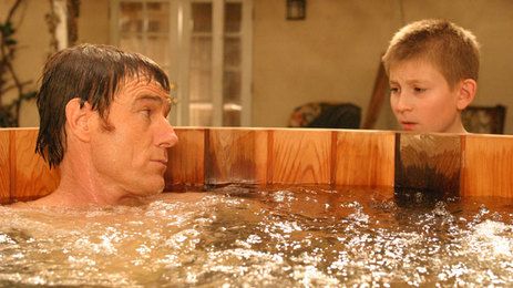 Is Hal from Malcolm in the Middle Walter White?