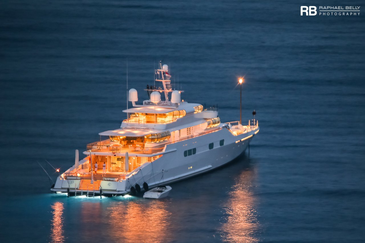 What is Abramovich yacht called?
