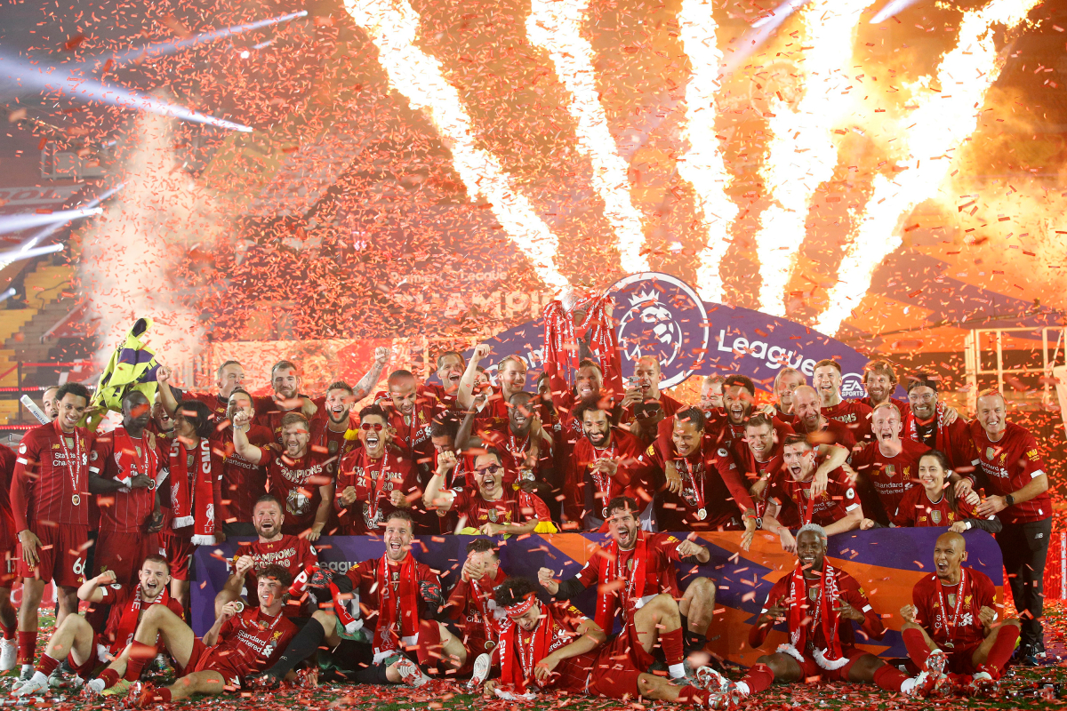 Which coach has the most trophies?