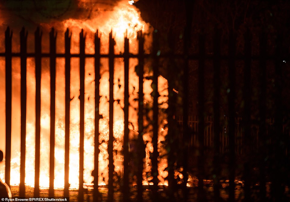 Is John Terry’s dad a West Ham fan?