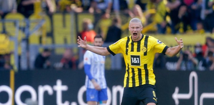 Aguero met en garde City contre Haaland