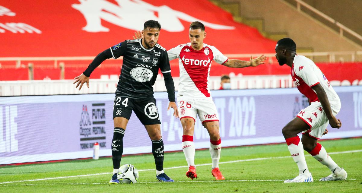 Algérie : Der Zakarian rechigne toujours à l’avenir de Belaïli, convoité par plusieurs équipes !