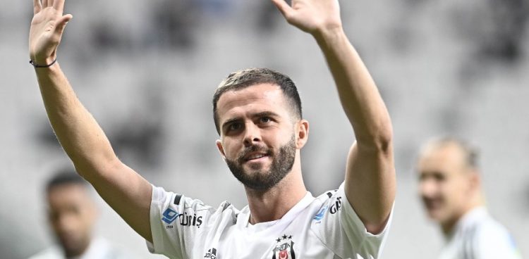 Barcelone, ​​Pjanic sur son avenir