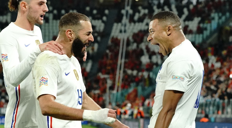 Benzema-Mbappé, Deschamps impliqués