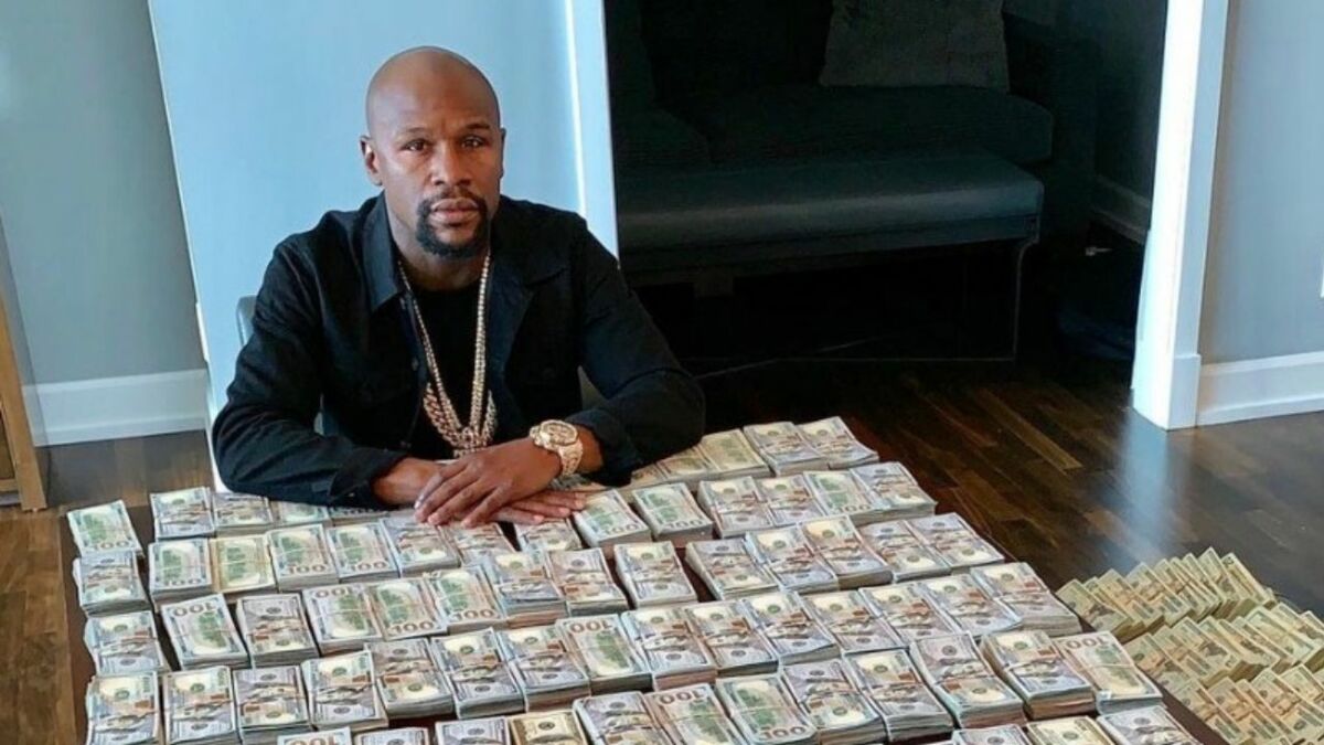 Découvrez l’impressionnante richesse du boxeur