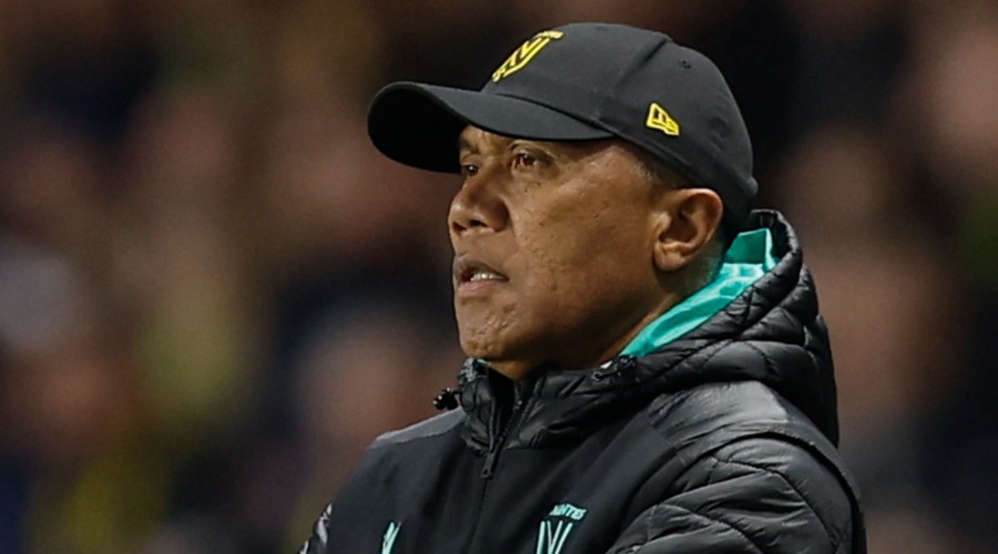 Kombouaré fournit une couche