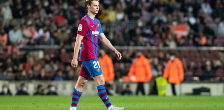 Le Barça trouve un remplaçant parfait pour De Jong