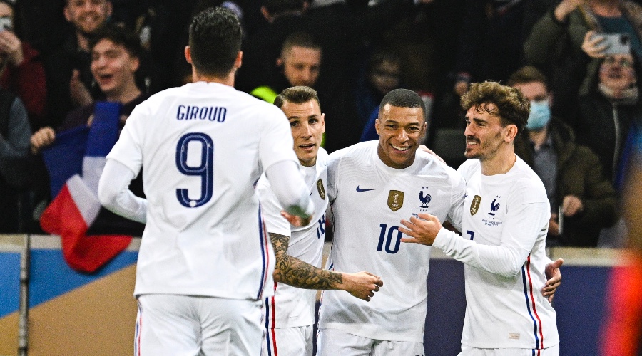 Les Bleus ont trouvé un receveur pour leurs six prochains matchs