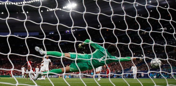 Liverpool-Real Madrid : 0-0 à la mi-temps