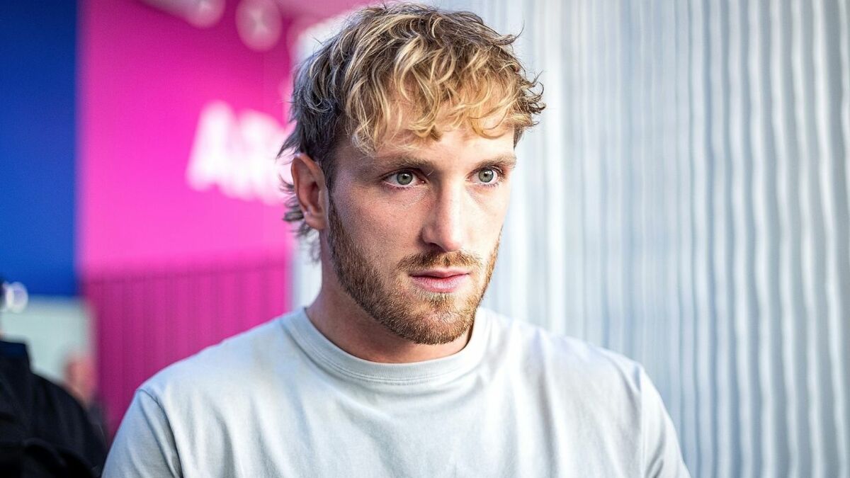 Logan Paul assommé par son chien à l’entraînement