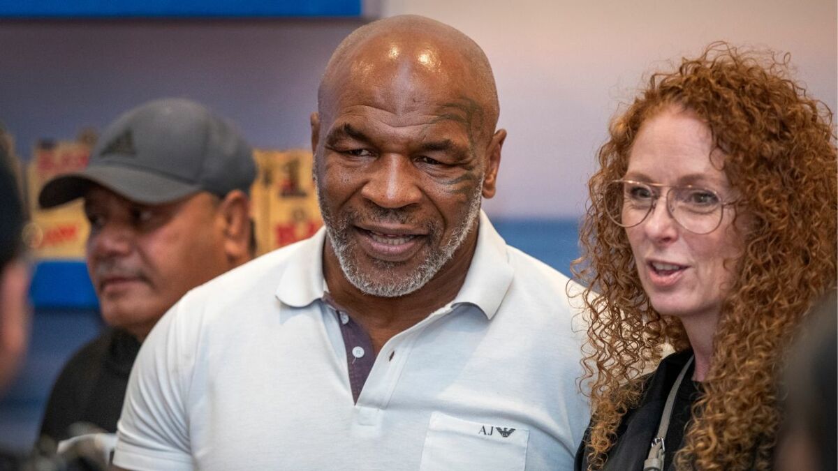 Nouvelle querelle avec un fan, le boxeur la remet (vidéo)