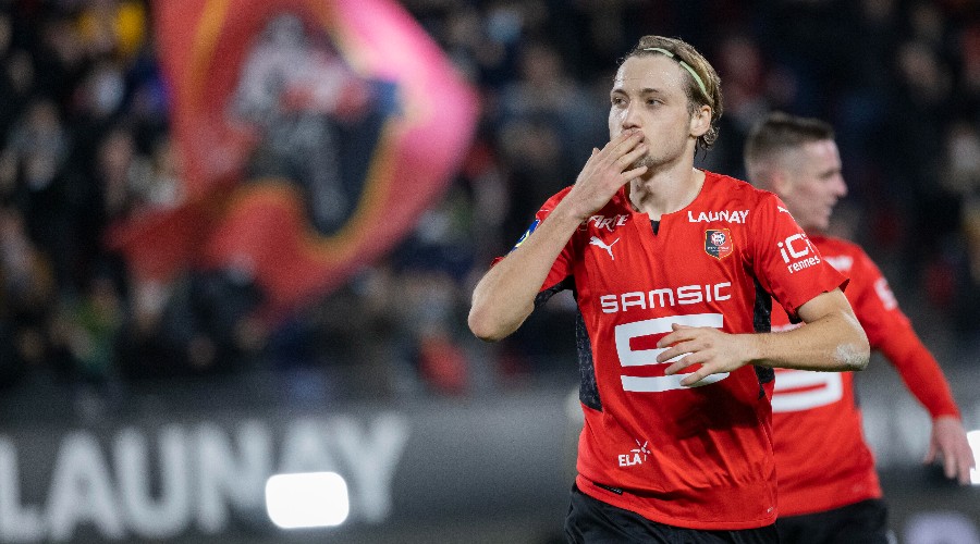 Majer répond à l’intérêt du PSG