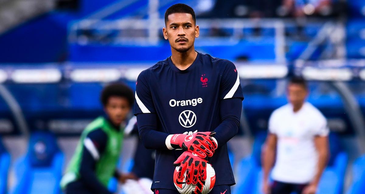 Paris Saint-Germain : Le prochain maillot domicile a fuité, le prix de l’aréole est connu