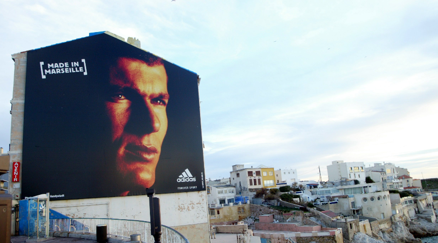 Zidane subit un “fiasco” à Paris, Marseille