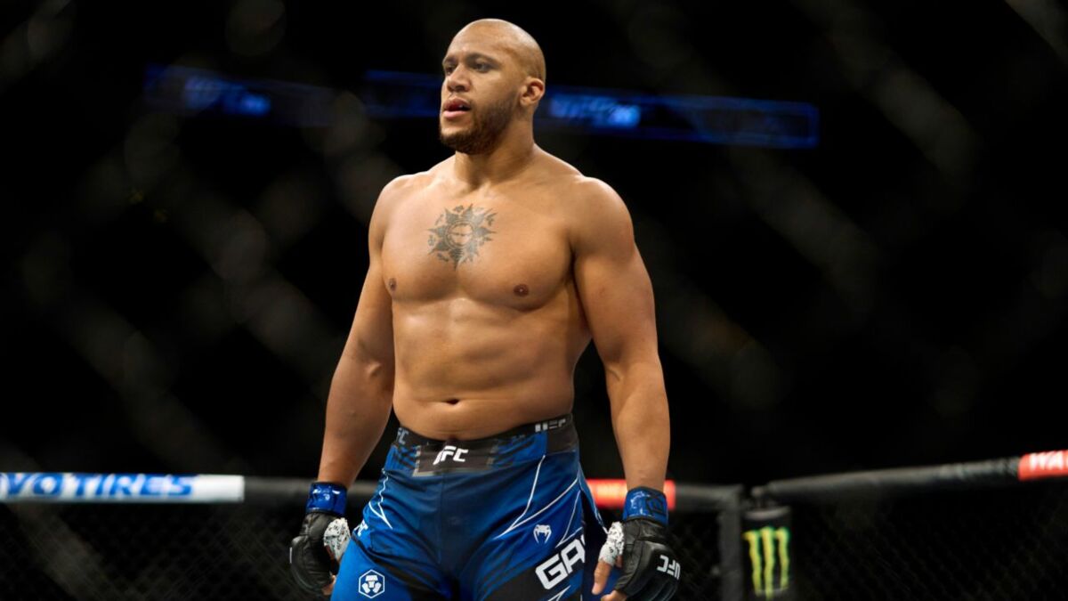 ‘Big s…’, Ciryl Gane (UFC) s’emballe, répond à ses détracteurs en direct