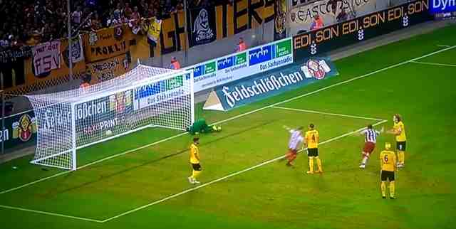 Comment faire un sombrero sur FIFA 20 ?