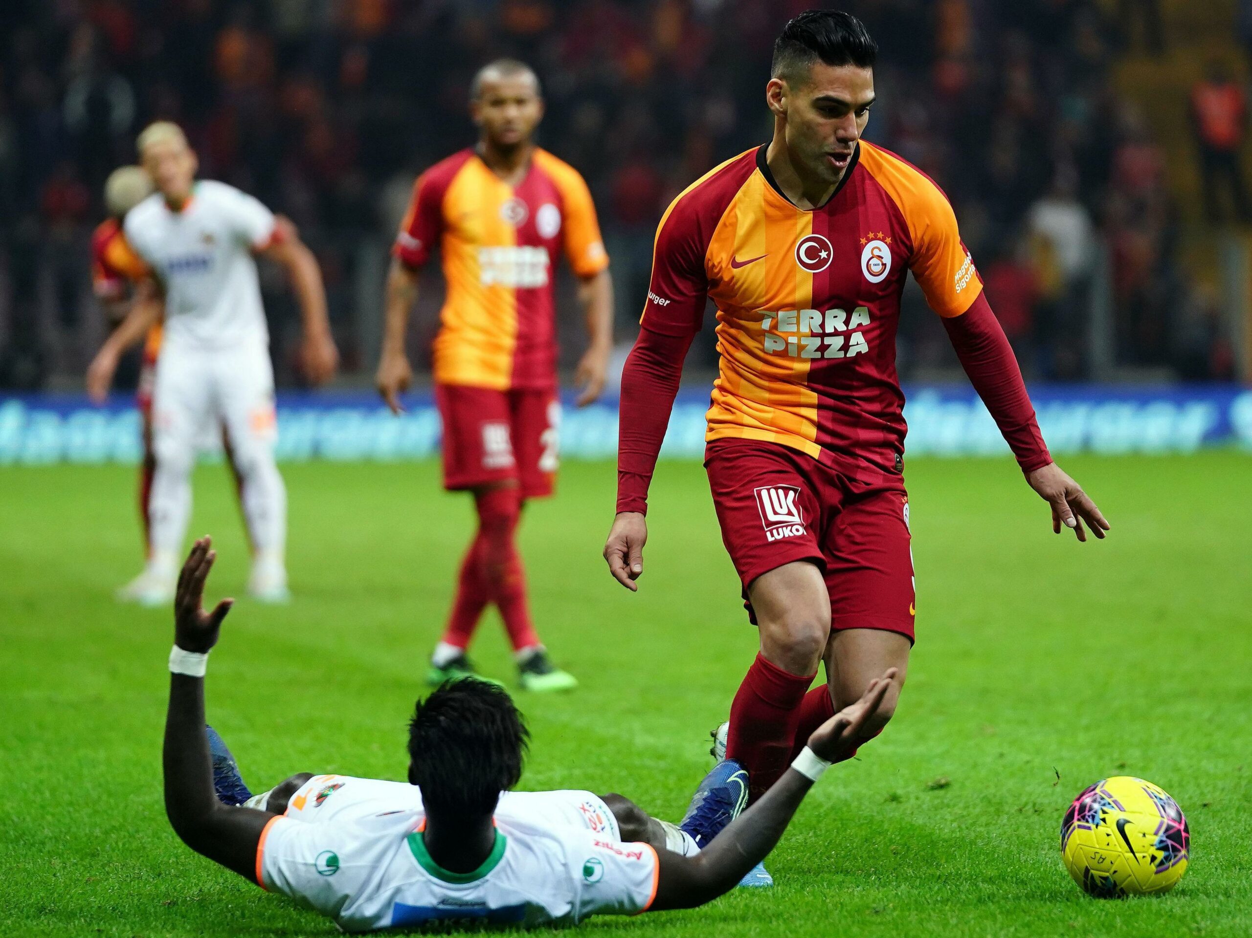 Emirhan ne kadara transfer oldu?