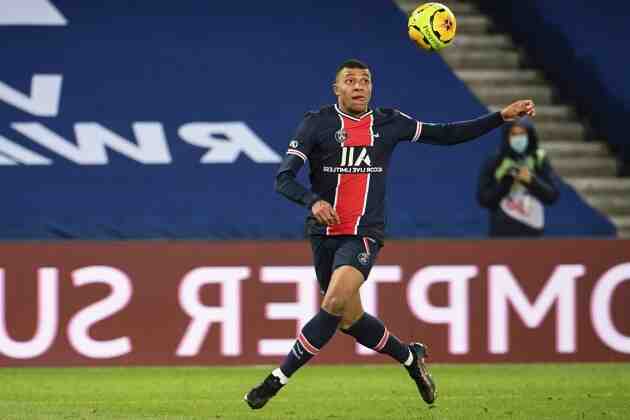 Qui commente le match de ce soir sur TF1 ?