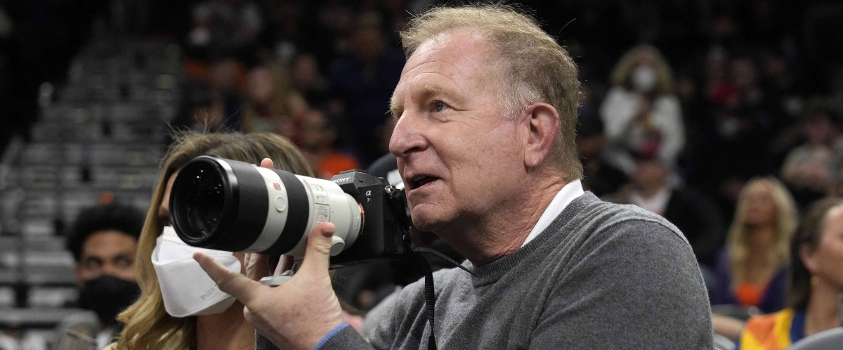 Le patron de Sun suspendu pour un an