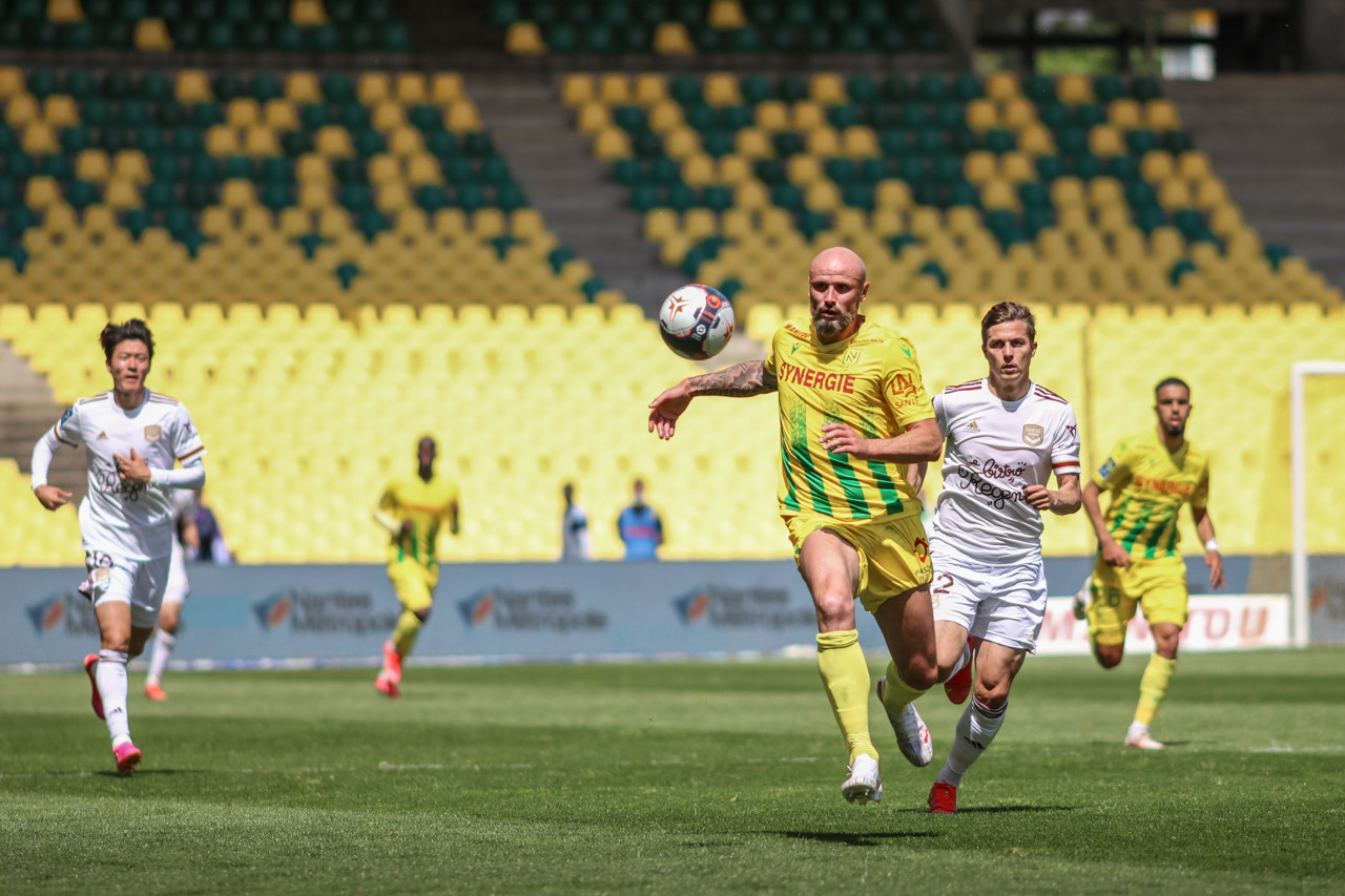 Quelle chaîne joue le FC Nantes ?
