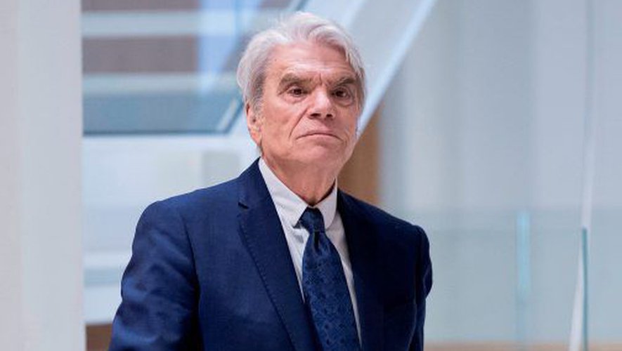 Où se situe la maison de Bernard Tapie ?