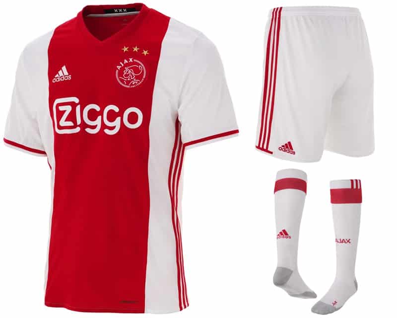 Pourquoi Galatasaray à 4 étoiles sur son maillot ?