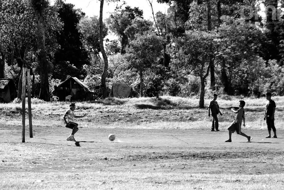 Qui a marqué le premier but de l’histoire du football ?