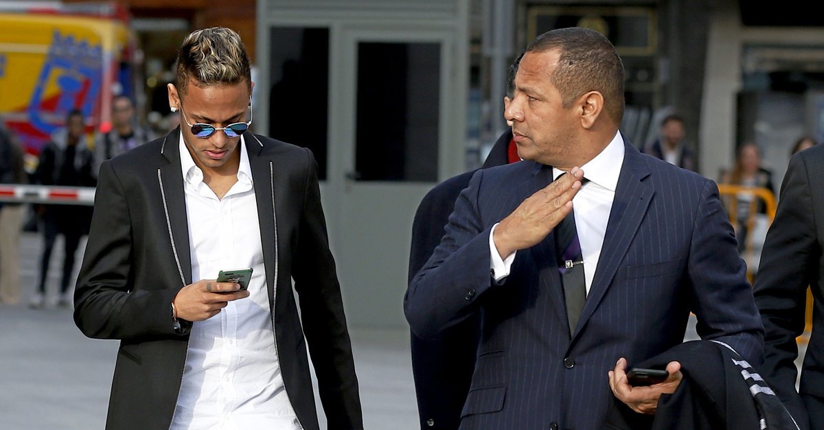 C’est quoi le numéro de Neymar ?