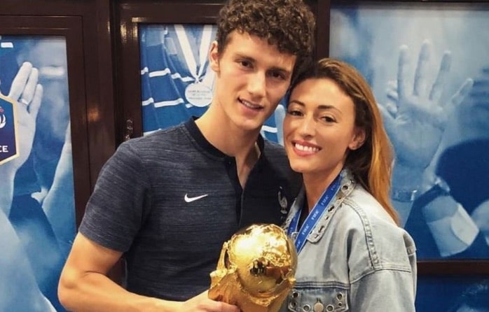 Pourquoi les footballeurs aiment les mannequins ?