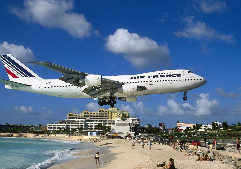 Quel aéroport dessert Essaouira ?