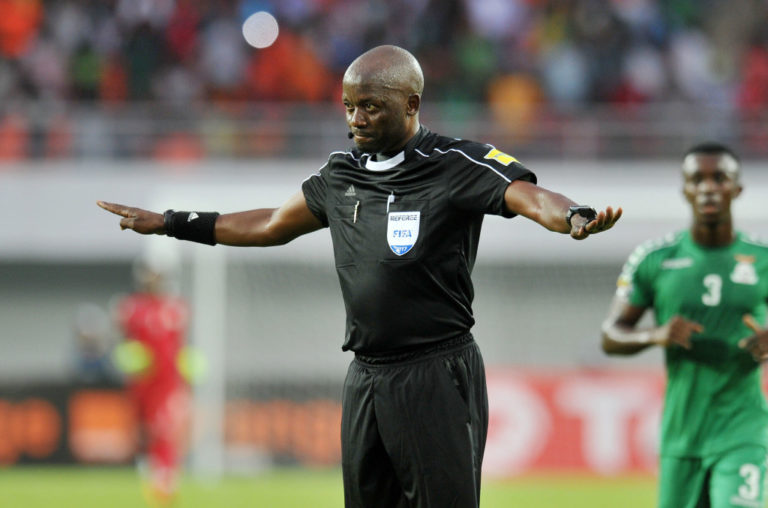 Qui arbitre Maroc Gabon ?