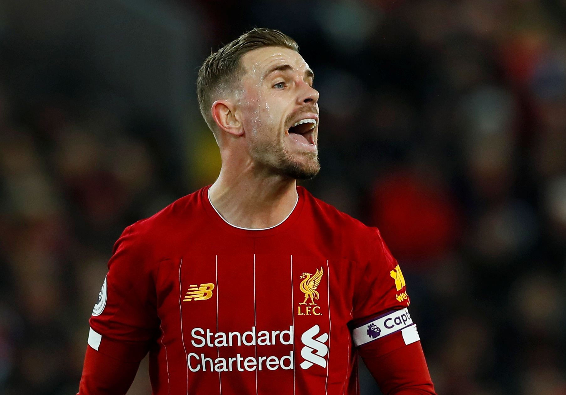 Qui est le numéro 2 de Liverpool ?