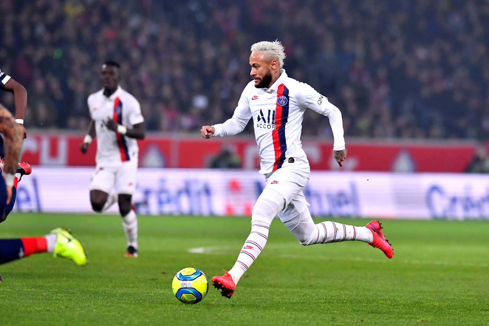 Quel joueur a marqué 7 buts en un match ?