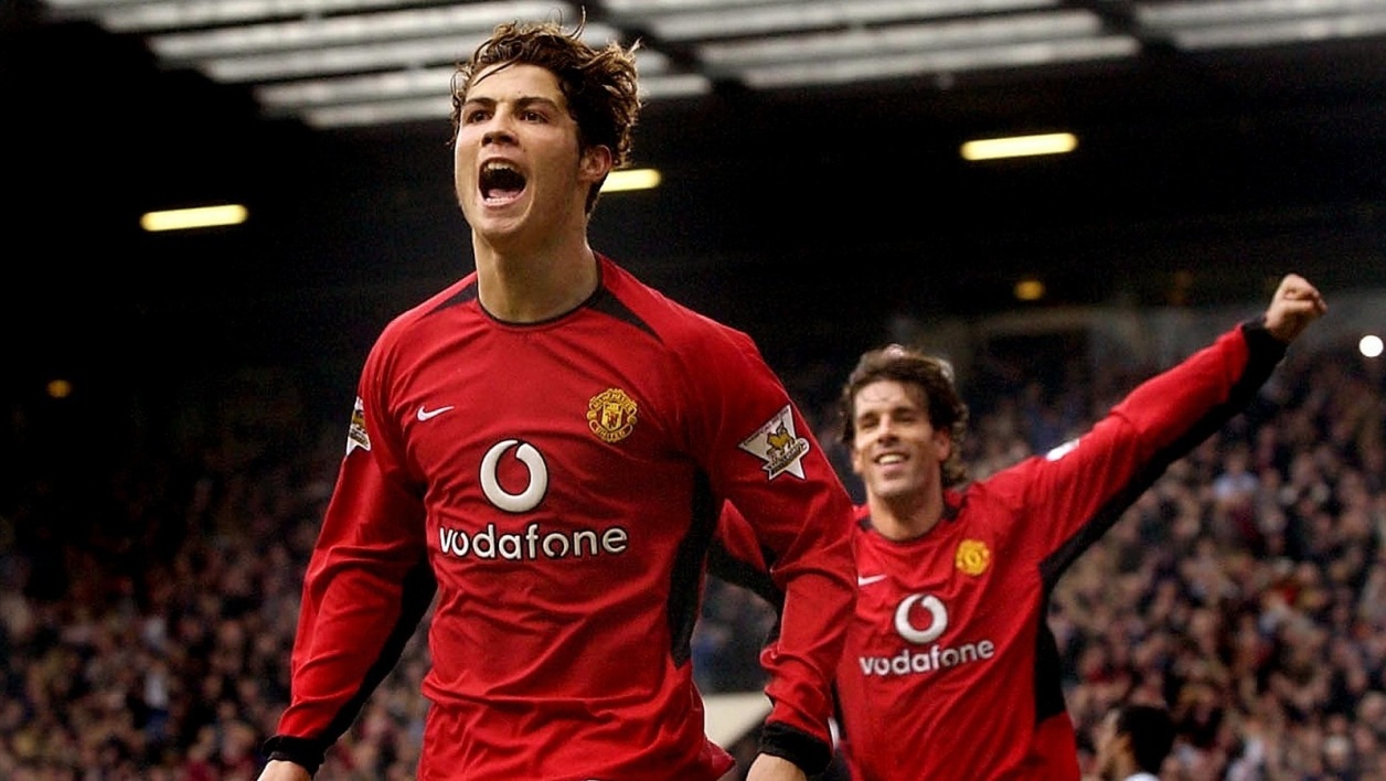 Quand Ronaldo à signer à United ?