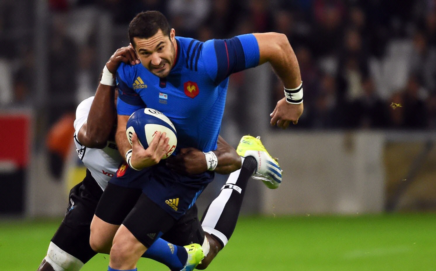 Comment conjuguer le verbe jouer au conditionnel présent ?