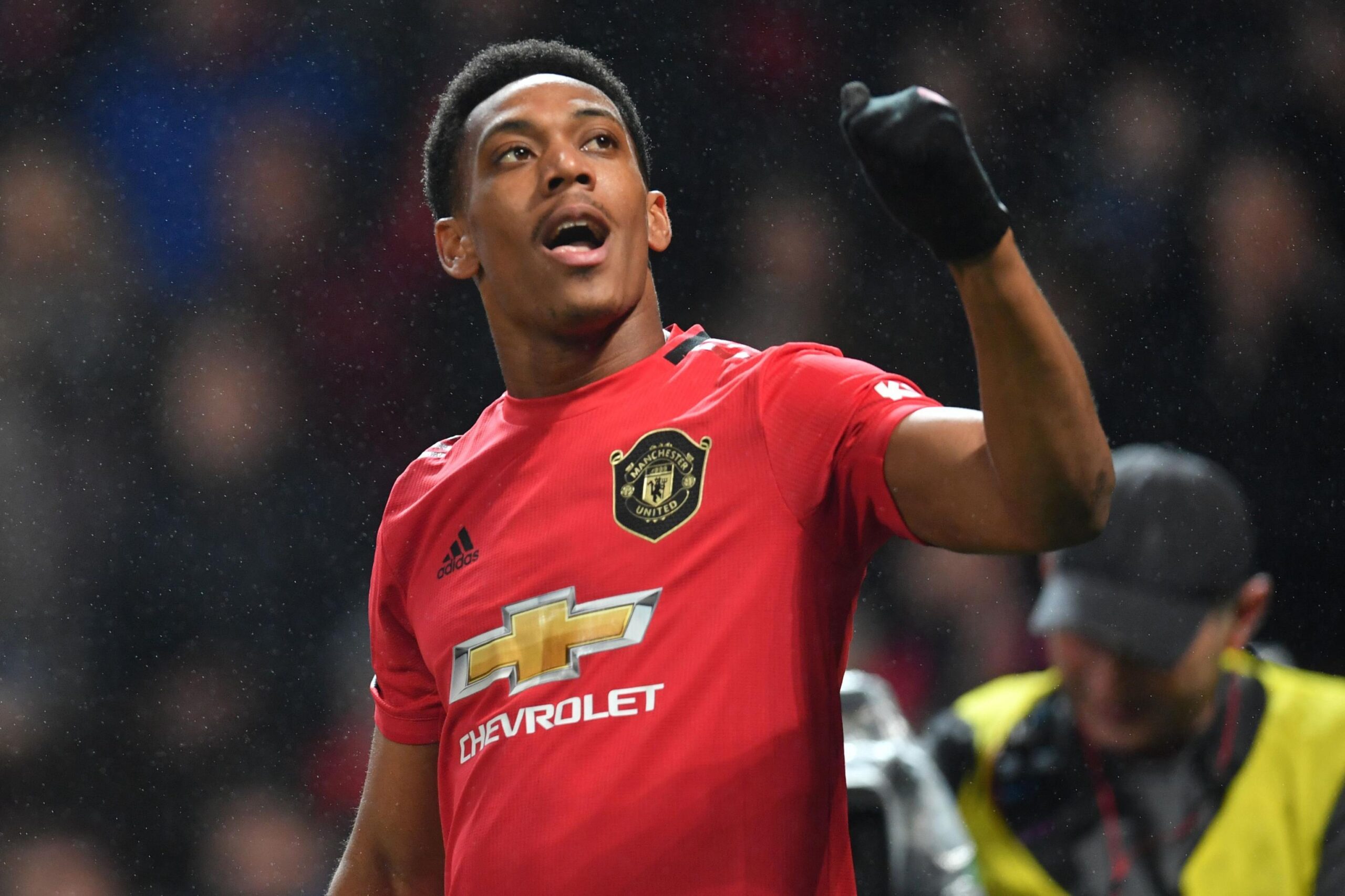 Quel est le salaire de Martial ?