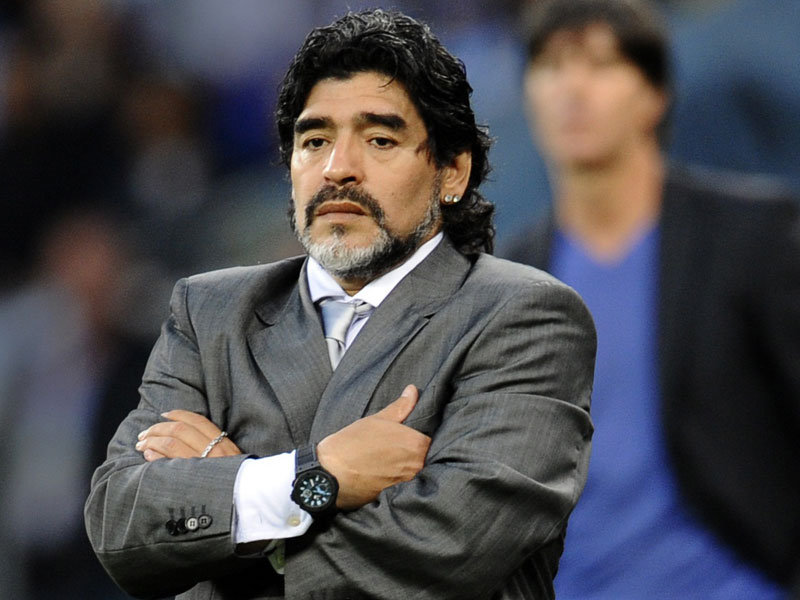 Quel fut le dernier club européen de Diego Maradona ❓ ?