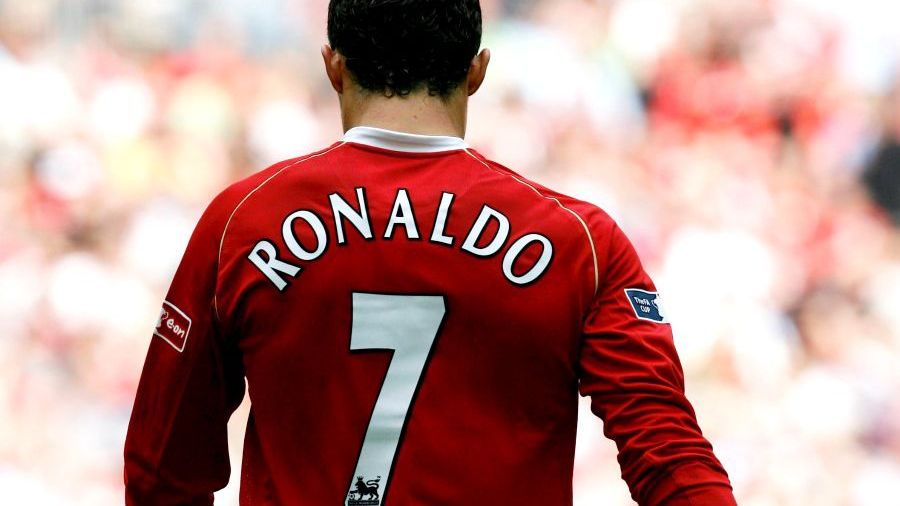 Qui porte le 7 à Manchester United ?