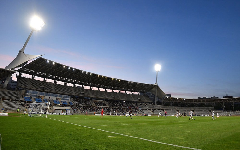 Qui diffuse le match de ce soir ?