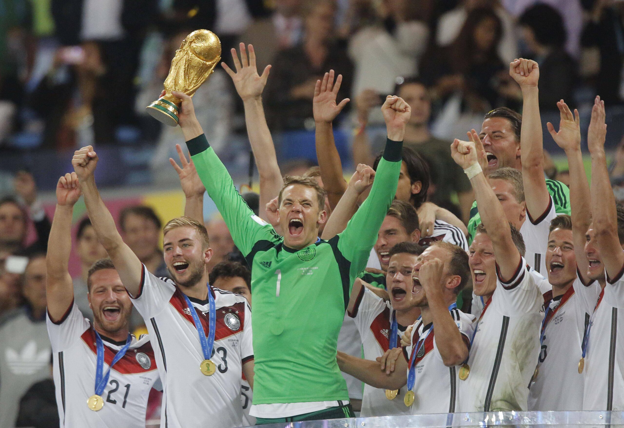 Qui a créé l’Euro de football ?