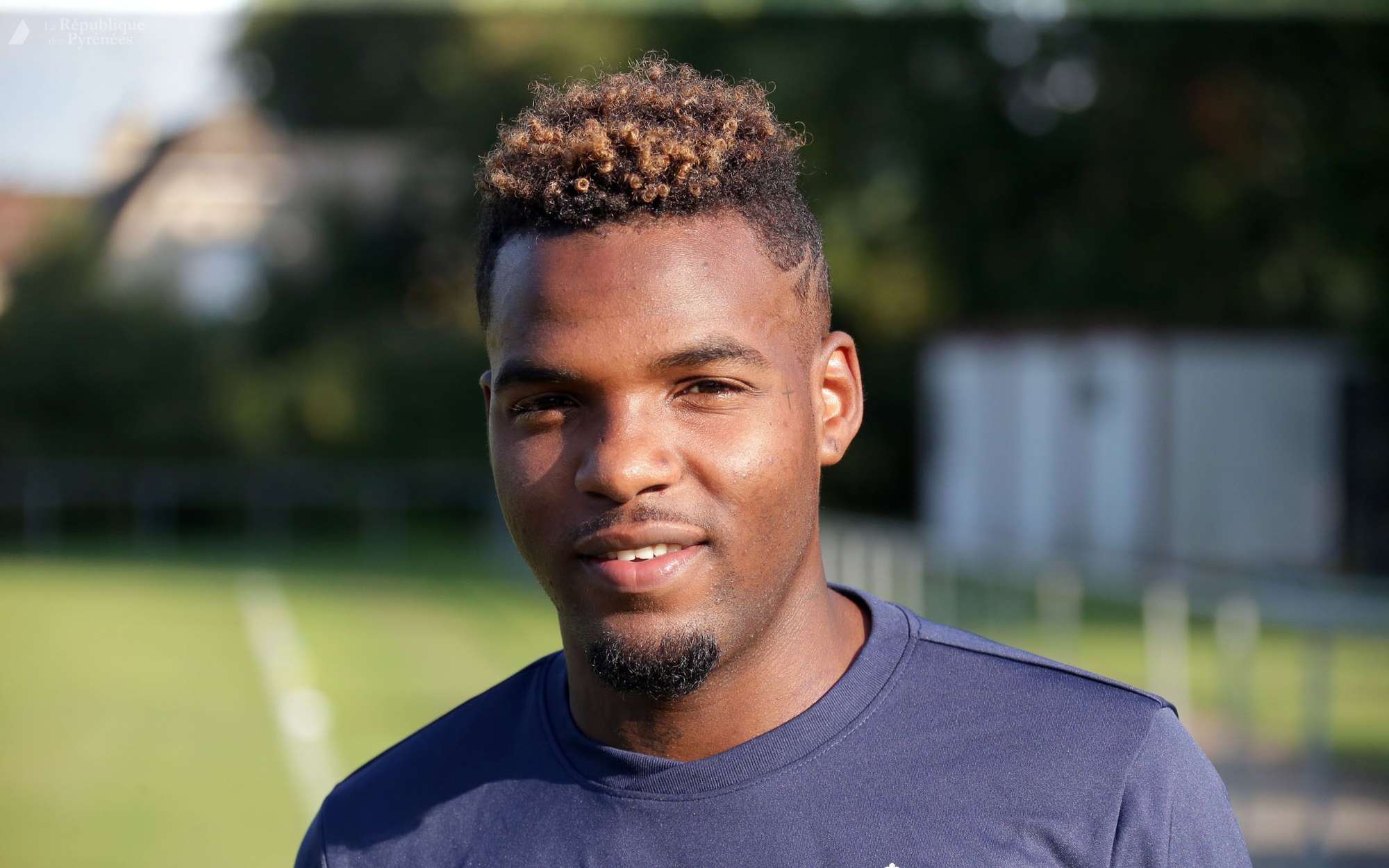 Qui est le rappeur le plus riche du Gabon ?