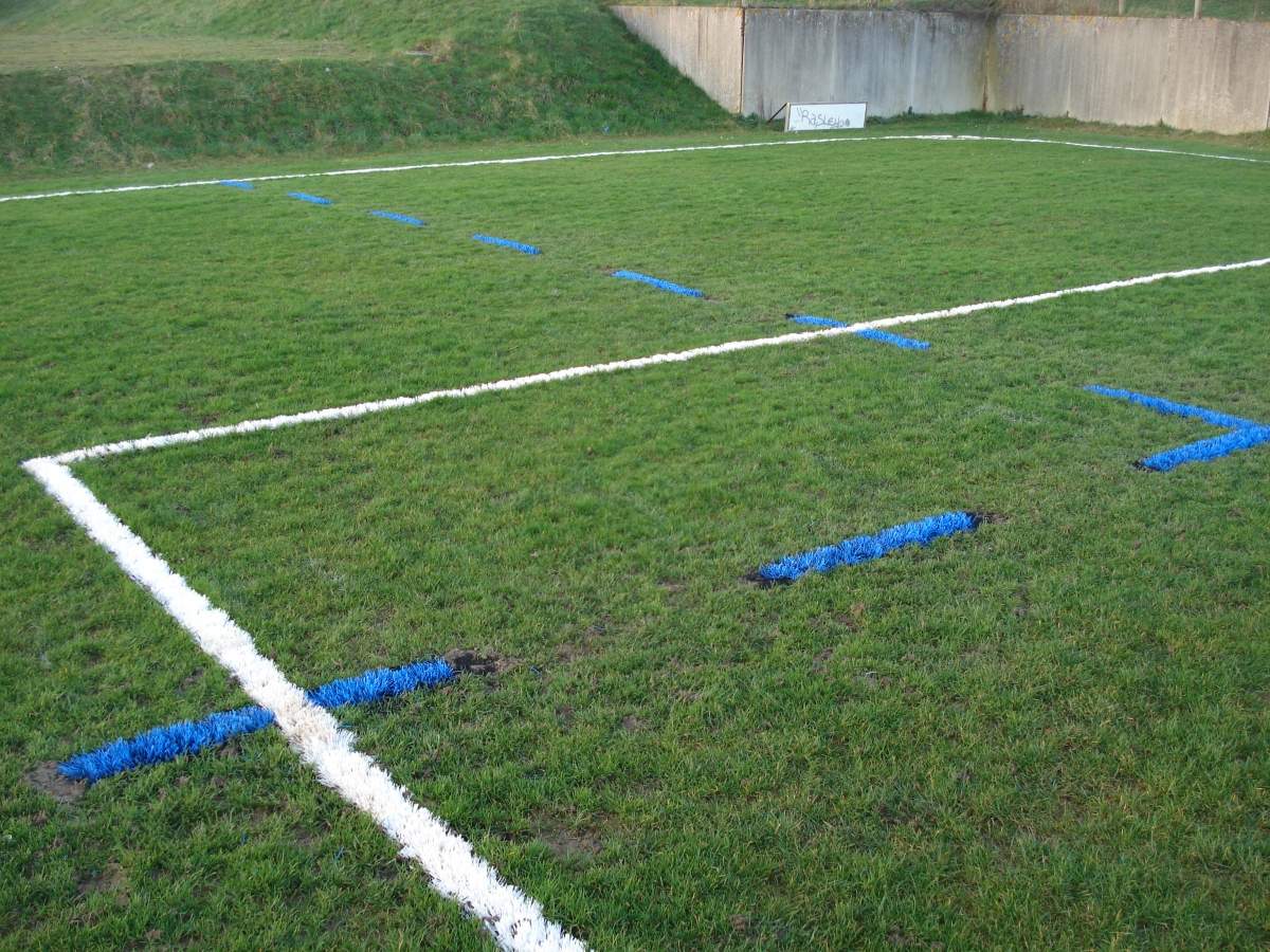 Comment faire une ligne droite sur un terrain ?