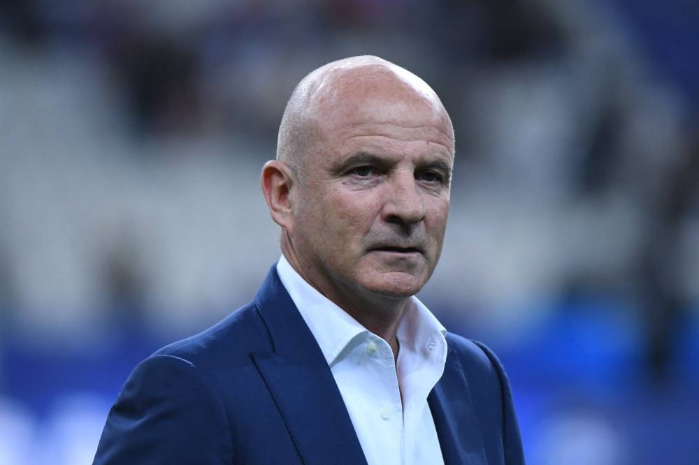 Qui paie les entraîneurs de tennis ?