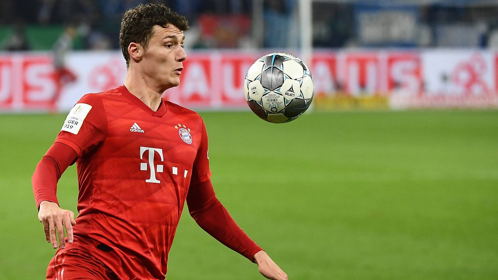 Quand Pavard a signé au Bayern ?