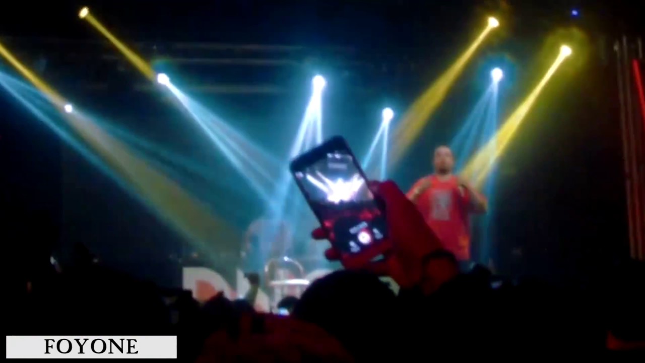 Qui a ecrit Hala Madrid ?