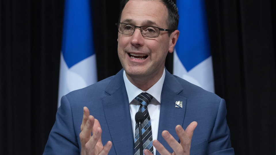 Quel est le nom de la ministre de la Santé ?