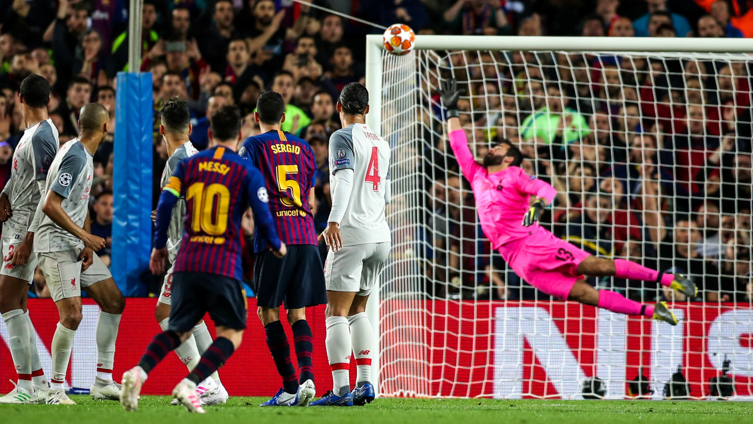 Qui a marqué plus de coup franc entre Ronaldo et Messi ?