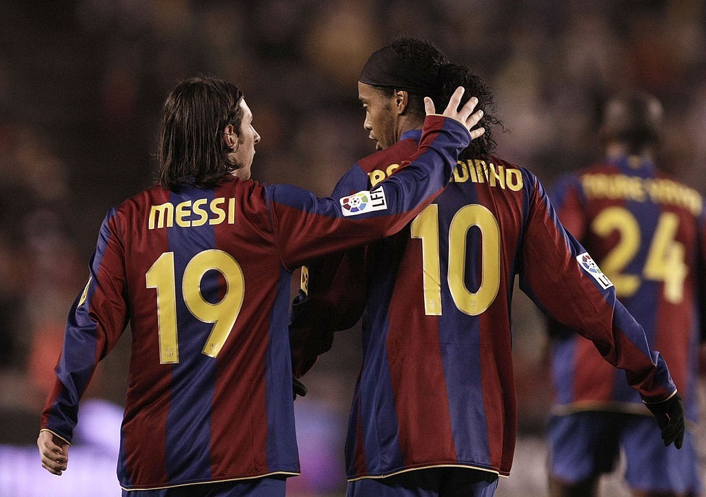 Est-ce que Messi est plus fort que Ronaldinho ?