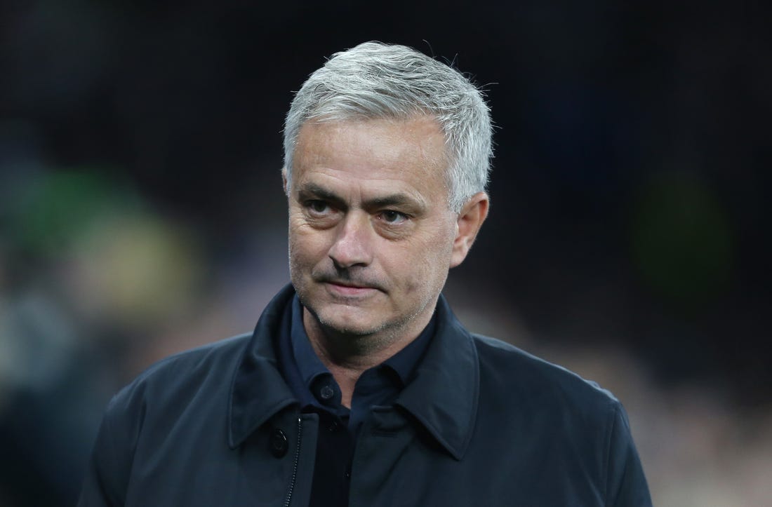 Who is the richest coach?