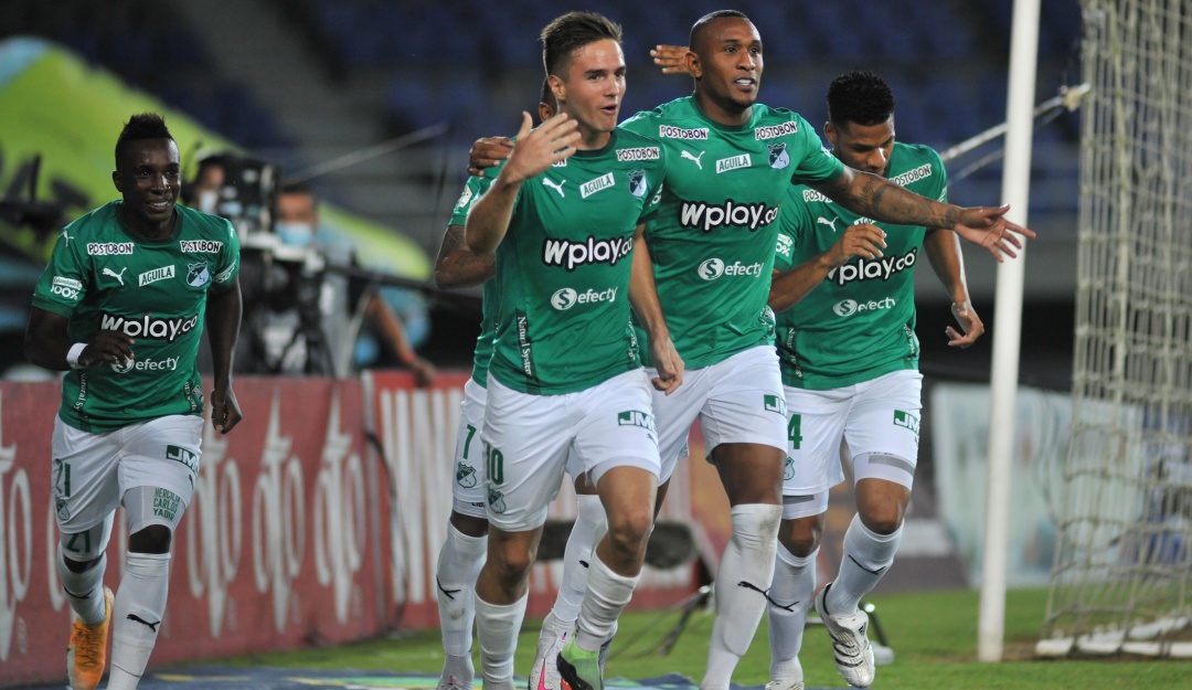 ¿Dónde puedo ver los partidos de fútbol en vivo?